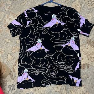 Disney  Men’s Ursula Black and Purple Graphic T-Shirt